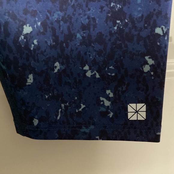 NZ ACTIVE by NIC+ZOE Spotted Blues High Waist Leggings, size L - Picture 6 of 13